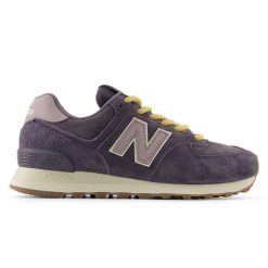 Buty damskie New Balance W5749OU – szare. Szare obuwie sportowe damskie New Balance, bez wzorów, z materiału. Za 369.99 zł.