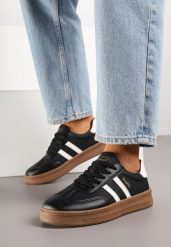 Czarno-Białe Sneakersy w Stylu Tenisówek z Paskami na Boku Saliena. Czarne obuwie sportowe damskie Born2be, bez wzorów, z jeansu, tenisowe. Za 89.99 zł.