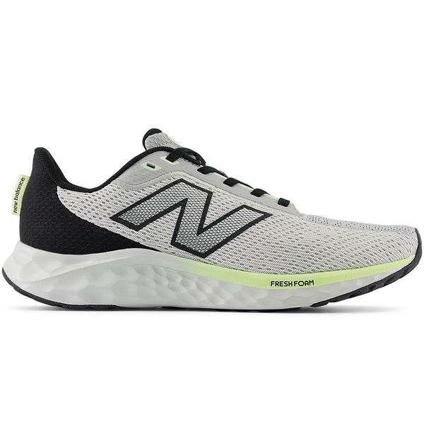 Buty męskie New Balance Fresh Foam Arishi v4 MARISYL4 – szare. Szare buty sportowe męskie New Balance, z materiału, bez zapięcia, do biegania. Za 199.99 zł.