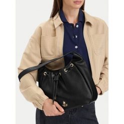Torebka Beverly Hills Polo Club. Czarne torebki do ręki damskie Beverly Hills Polo Club, bez wzorów, klasyczne, bez dodatków. Za 229.99 zł.