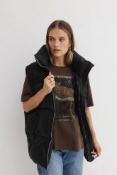 PUCHOWA KAMIZELKA ASPEN CZARNA One size - Flawless. Czarne kurtki damskie Flawless, na wiosnę, s, bez wzorów, z polaru, bez kaptura. Za 1,290.00 zł.