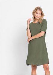 Sukienka T-shirtowa oversize. Czarne sukienki damskie bonprix, bez wzorów, eleganckie, bez kołnierzyka, bez ramiączek, oversize. Za 62.99 zł.