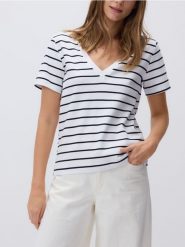 T-shirt z merceryzowanej bawełny - wielobarwny. T-shirty damskie Reserved, l, bez wzorów, z bawełny, bez kołnierzyka. W wyprzedaży za 59.99 zł.
