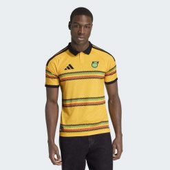 Koszulka podstawowa Jamajka 26 x Bob Marley. Brązowe koszulki sportowe męskie Adidas, bez wzorów, bez kołnierzyka, bez ramiączek, do piłki nożnej, climacool (adidas). Za 439.00 zł.
