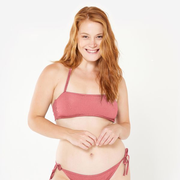 Góra kostiumu kąpielowego surfingowego damska Olaian Laura Folk. Czerwone bikini damskie OLAIAN, bez wzorów. W wyprzedaży za 39.99 zł.