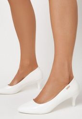 Białe Czółenka Philenope. Białe czółenka damskie Born2be, bez wzorów, z lakierowanej skóry, eleganckie, bez obcasa, na szpilce, bez zapięcia. Za 54.99 zł.