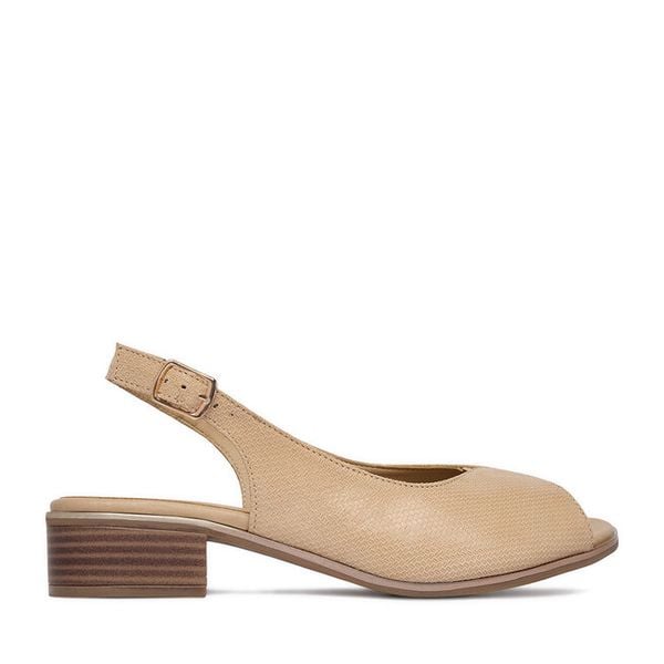 Sandały Go Soft. Brązowe sandały damskie GO SOFT, bez wzorów, bez obcasa, na słupku, bez zapięcia. Za 169.99 zł.