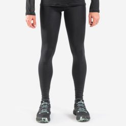 Legginsy do biegania w terenie męskie Kiprun Run 900. Czarne legginsy sportowe męskie KIPRUN, m, bez wzorów, ze skóry, długie, do biegania. Za 149.99 zł.