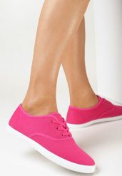 Fuksjowe Tenisówki z Krótkim Sznurowaniem Madilinne. Czerwone trampki i tenisówki damskie Born2be, bez wzorów, z jeansu, bez zapięcia. Za 39.99 zł.