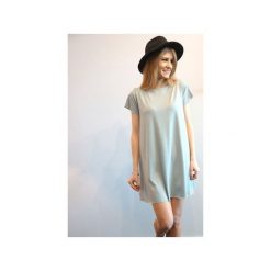 Sukienka trapezowa z krótkim rękawem. Sukienki damskie marki Miw collection. Za 150.00 zł.
