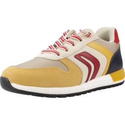 Tenisówki Geox Model J Alben Kolor żółty. Żółte trampki i tenisówki chłopięce Geox, bez wzorów, z gumy, sportowe, bez zapięcia. Za 339.99 zł.