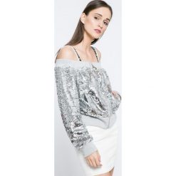 Missguided - Bluza By Jordan Dunn. Bluzy damskie Missguided. W wyprzedaży za 89.90 zł.