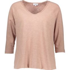 Koszulka w kolorze cielistym. T-shirty damskie Be Yourself, z bawełny, dekolt w kształcie v. W wyprzedaży za 87.95 zł.