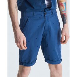 Szorty z nadrukiem - Niebieski. Szorty męskie marki Cropp. Za 79.99 zł.