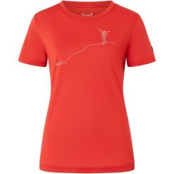 Koszulka SUPER.NATURAL W BERGGLÜCK TEE. Czerwone koszulki sportowe damskie super.natural, bez wzorów, bez kołnierzyka, bez ramiączek. Za 249.99 zł.