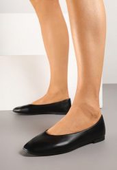 Czarne Balerinki w Klasycznym Stylu Daviveme. Czarne baleriny damskie Renee, bez wzorów, eleganckie, bez obcasa. Za 44.99 zł.