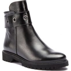 Botki SAGAN - 3305 Czarny Lico. Czarne kozaki damskie Sagan, ze skóry, bez obcasa, na obcasie. W wyprzedaży za 259.00 zł.