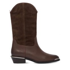 Botki Badura. Brązowe botki damskie Badura, bez obcasa, na słupku, bez zapięcia. Za 549.99 zł.