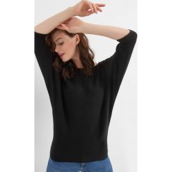 Sweter z nietoperzowym rękawem. Czarne swetry damskie Orsay, z dzianiny. Za 79.99 zł.