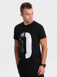 Męska koszulka z dużym printem – czarna V3. Czarne t-shirty męskie Ombre Clothing, m, bez wzorów, z bawełny, bez kołnierzyka. W wyprzedaży za 81.24 zł.
