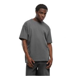 Casual T-shirt Urban Classics. Brązowe t-shirty męskie Urban Classics, m, bez wzorów, casualowe, bez kołnierzyka. Za 149.50 zł.