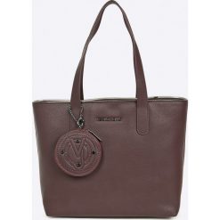 Versace Jeans - Torebka. Torby na ramię damskie Versace Jeans. W wyprzedaży za 539.90 zł.