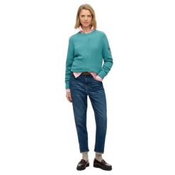 Sweter damski z dekoltem w serek Superdry Slouchy. Niebieskie swetry damskie Superdry., na zimę, bez wzorów, z dzianiny, eleganckie, bez kołnierzyka, bez ramiączek, bez kaptura. Za 288.40 zł.