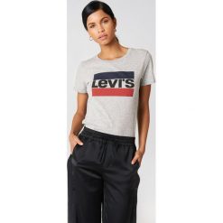Levi's T-shirt The Perfect Sportswear - Grey. Szare t-shirty damskie Levi's, z nadrukiem, z bawełny, z okrągłym kołnierzem. Za 80.95 zł.