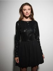 Elegancka sukienka mini z połyskującymi cekinami - czarny. Czarne sukienki damskie Sinsay, l, bez wzorów, eleganckie, bez kołnierzyka, bez ramiączek, mini. Za 59.99 zł.