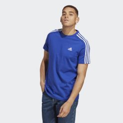 Koszulka treningowa męska adidas Essentials Single Jersey 3-Stripes Tee. Białe koszulki sportowe męskie Adidas, m, bez wzorów, z jersey, bez kołnierzyka, bez ramiączek. Za 104.00 zł.