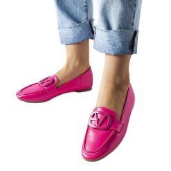 Różowe mokasyny z klamerką Delgi. Czerwone mokasyny damskie z tworzywa sztucznego, eleganckie. Za 85.50 zł.