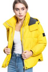 KURTKA DAMSKA LEE PUFFER JKT LEMON ZEST L56VUMMM 112113126. Kurtki damskie Lee, na zimę, l, bez wzorów, bez kaptura. Za 299.99 zł.