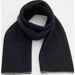 Szalik - Czarny. Szaliki i chusty damskie marki Reserved. Za 59.99 zł.