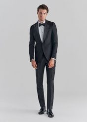 Czarne spodnie smokingowe P22SF-6S-003-C-S. Czarne eleganckie spodnie męskie Pako Lorente, s, bez wzorów, z poliesteru. Za 199.99 zł.