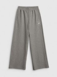 4F Spodnie dresowe z szerokimi nogawkami damskie - szare S. Szare spodnie dresowe damskie 4f, s, bez wzorów, z dresówki. Za 149.99 zł.