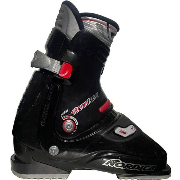 Używane buty narciarskie - NORDICA GranTour, 37.5 cm, Stan dobry. Obuwie sportowe damskie NORDICA, bez wzorów, narciarskie. Za 270.00 zł.