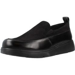 Buty GEOX D16LCB 0AL22 Czarny. Czarne obuwie sportowe damskie Geox, bez wzorów, ze skóry, na fitness i siłownię. Za 241.99 zł.