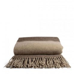 Pled, wełna merino/nylon, 130 x 170 cm, beżowy. Brązowe kocyki dla dzieci Sagaform, z nylonu. W wyprzedaży za 386.00 zł.