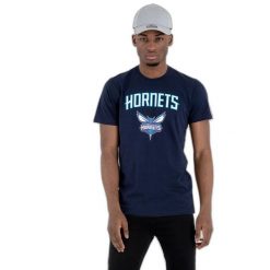 Koszulka Charlotte Hornets NBA. Białe koszulki sportowe męskie New Era, l, bez wzorów, z materiału, bez kołnierzyka, bez ramiączek, do koszykówki. Za 174.00 zł.