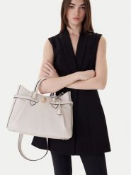 Guess Torebka 180235 Beżowy. Brązowe torebki do ręki damskie Guess, z aplikacjami, ze skóry, bez dodatków. Za 719.99 zł.