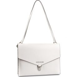 Torebka CALVIN KLEIN JEANS - Sculpted Shoulder Bag K60K605239 102. Torebki do ręki damskie marki Calvin Klein Jeans. Za 579.00 zł.