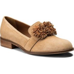 Lordsy SOLO FEMME - 96613-05-H47/H48-03-00 Beż. Półbuty damskie marki Solo Femme. W wyprzedaży za 219.00 zł.
