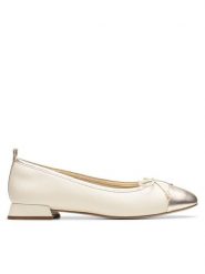 Clarks Baleriny Ubree15 Poppy 26181326 Beżowy. Brązowe baleriny damskie Clarks, bez wzorów, ze skóry, bez obcasa. Za 299.99 zł.