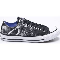Converse - Tenisówki. Trampki i tenisówki damskie marki Converse. W wyprzedaży za 199.90 zł.