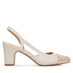 Czółenka Clara Barson. Brązowe czółenka damskie Clara Barson, bez wzorów, bez obcasa, bez zapięcia. Za 119.99 zł.