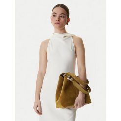 Torebka Coccinelle. Brązowe torebki do ręki damskie Coccinelle, bez wzorów, bez dodatków. Za 1,269.00 zł.