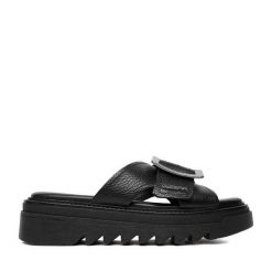 Klapki G-Star Raw. Czarne klapki damskie G-Star Raw, bez wzorów, retro, bez obcasa. Za 249.99 zł.