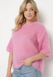 Różowy Moherowy Sweter o Kroju Nietoperza z Rękawami 3/4 Eleanira. Czerwone swetry damskie Born2be, na zimę, uniwersalny, z aplikacjami, z jeansu, eleganckie, bez kołnierzyka, bez ramiączek, bez kaptura. Za 259.99 zł.
