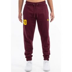 Spodnie do biegania Lonsdale Sumburgh. Czerwone spodnie sportowe męskie Lonsdale, l, z aplikacjami, z dresówki, do biegania. Za 217.50 zł.