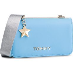 Torebka TOMMY HILFIGER - Tommy Statement Crossover AW0AW06438 410. Listonoszki damskie marki Tommy Hilfiger. W wyprzedaży za 459.00 zł.